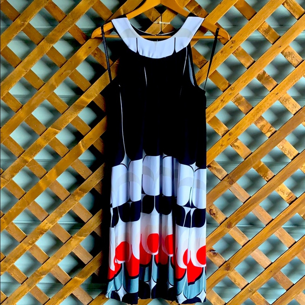 ♥️ 3/$15 AB STUDIO Dress black, red, & white stretch sleeveless bottoms Size S